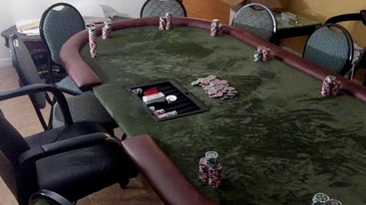poker table 1